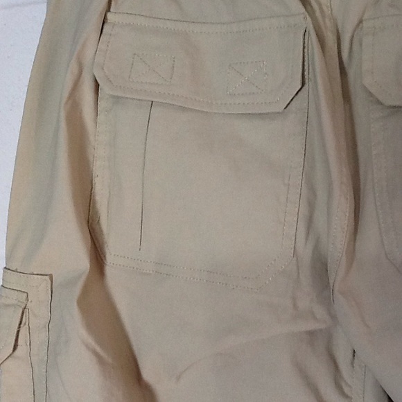 Duluth Trading Company Khaki Cargo Pants Medium - Picture 5 of 9